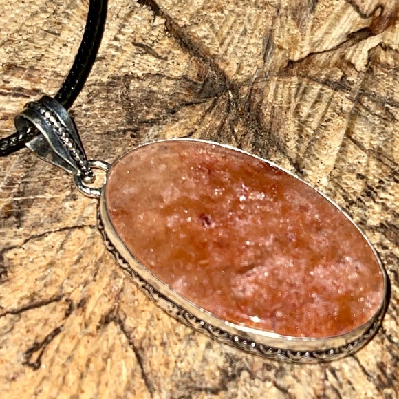 Translucent Red Aventurine Quartz Pendant 2 1/4” - Picture 5 of 12